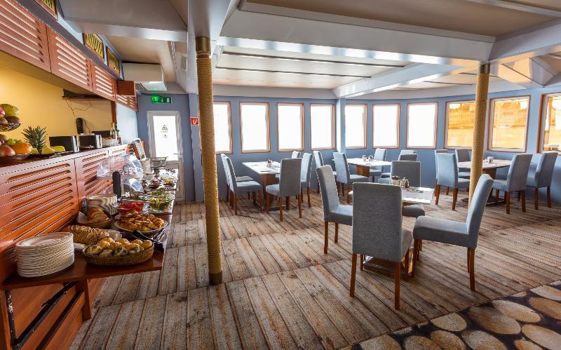 Grand Jules - Boat