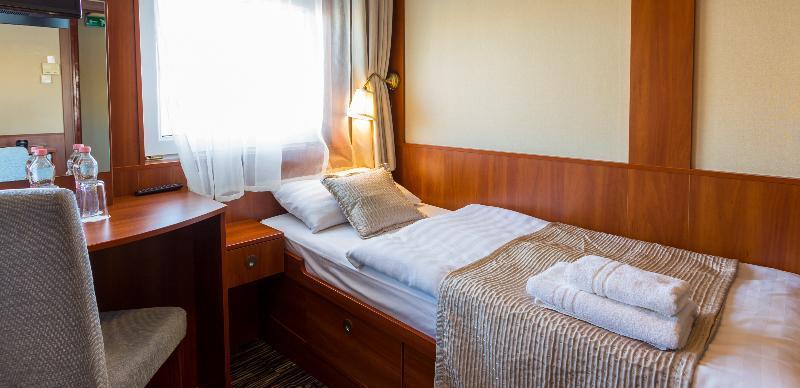 Grand Jules - Boat 3* Budapeste